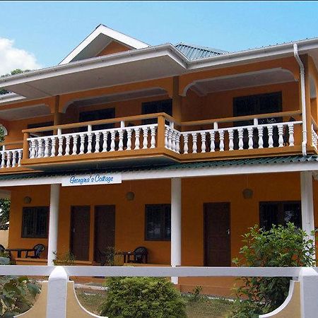 Georgina'S Cottage Beau Vallon  Exteriör bild